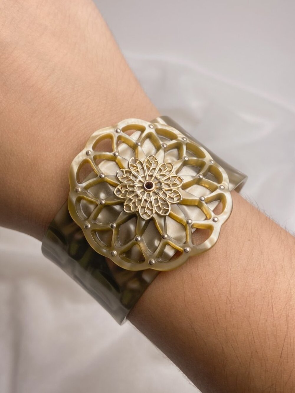 Chunky Acrylic Gold Flower Caramel Swirl Pearlescent Wide Boho Cuff Bracelet